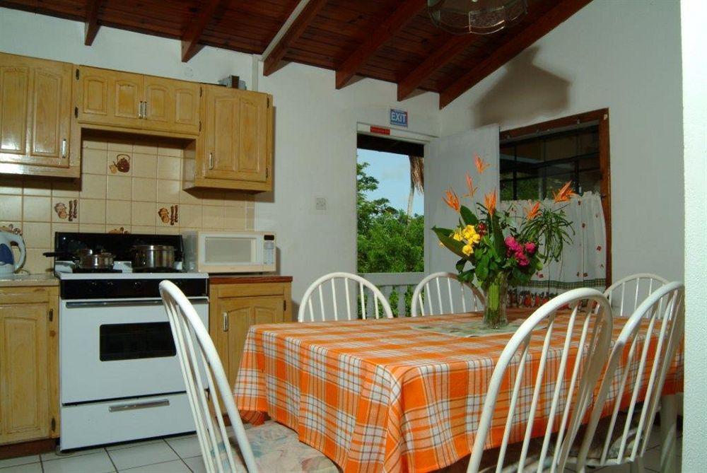 Tropical Breeze Vacation Home And Apartments グロス・アイレット エクステリア 写真