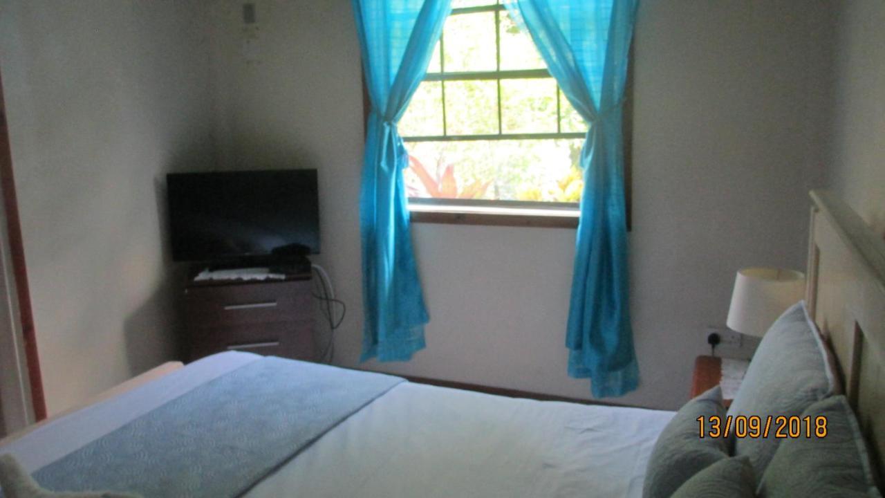 Tropical Breeze Vacation Home And Apartments グロス・アイレット エクステリア 写真