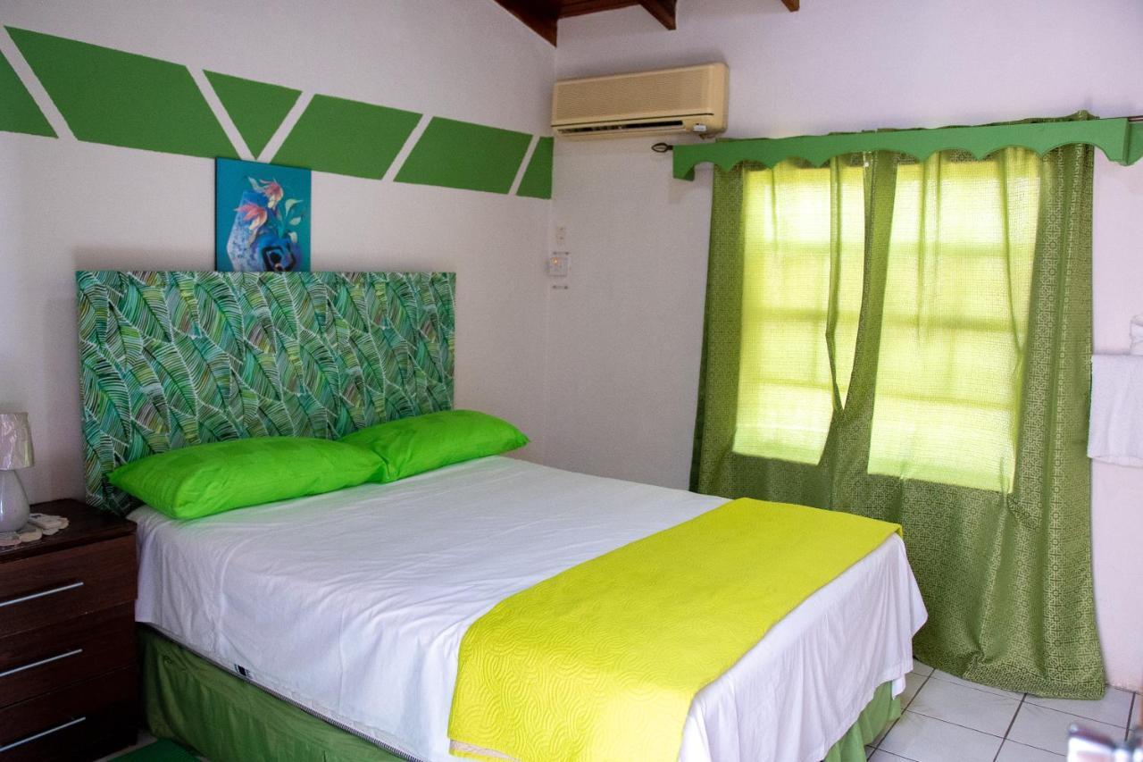 Tropical Breeze Vacation Home And Apartments グロス・アイレット エクステリア 写真